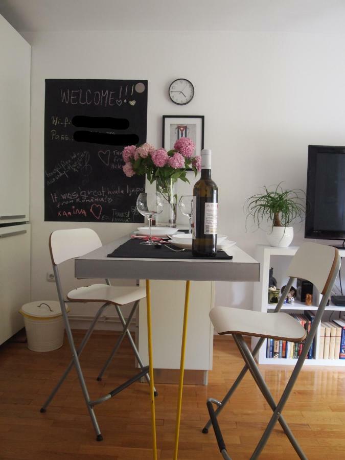 Chic Apartment ซาเกร็บ ภายนอก รูปภาพ